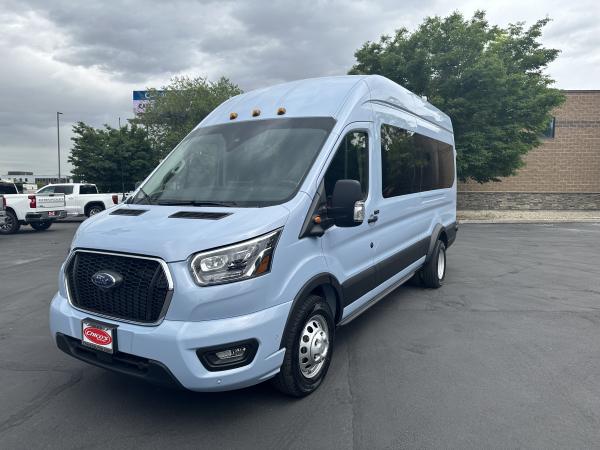 15 Passenger 2023 Blue HD Extended